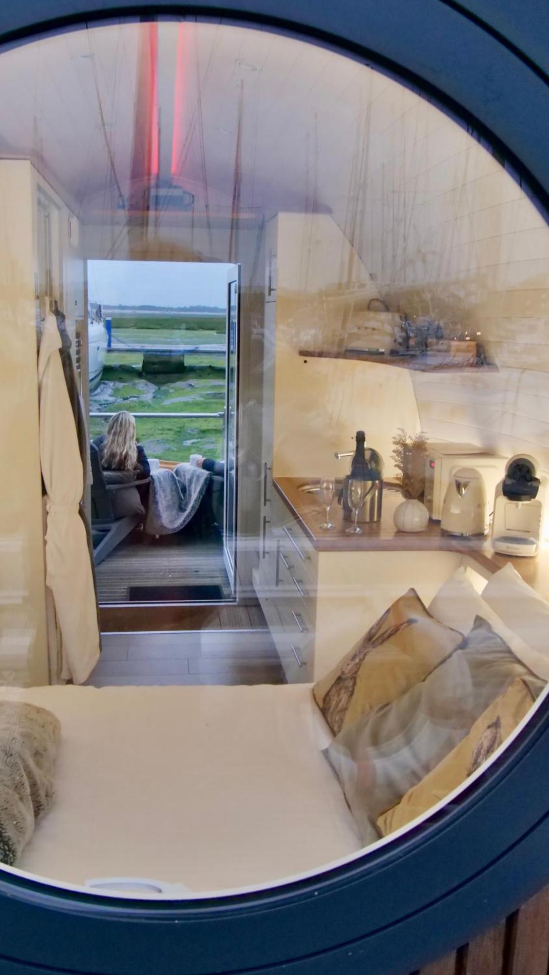 Hotel Sea Breeze Ark 900 Emsworth Zewnętrze zdjęcie